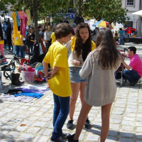 Mercado 2 de Maio uma praça a arder de gente